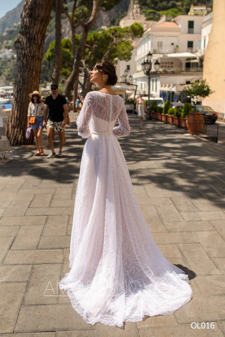 https://amore-novias.com/images/stories/virtuemart/product/OL016       (3).jpg